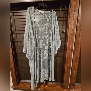 Lace Kimono in light blue